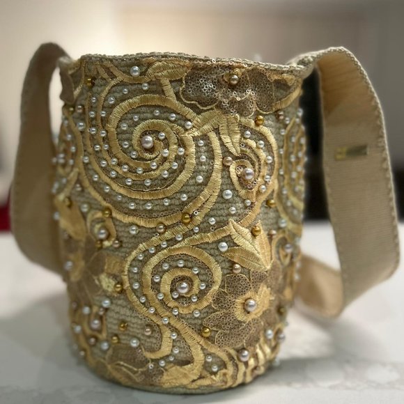 Luxury Wayuu Handmade Bag Gold - Picture 7 of 8